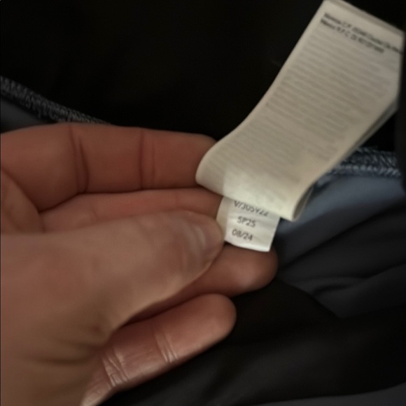 Athleta Ultra High Rise Elation 7/8 Tight - Picture 5 of 6